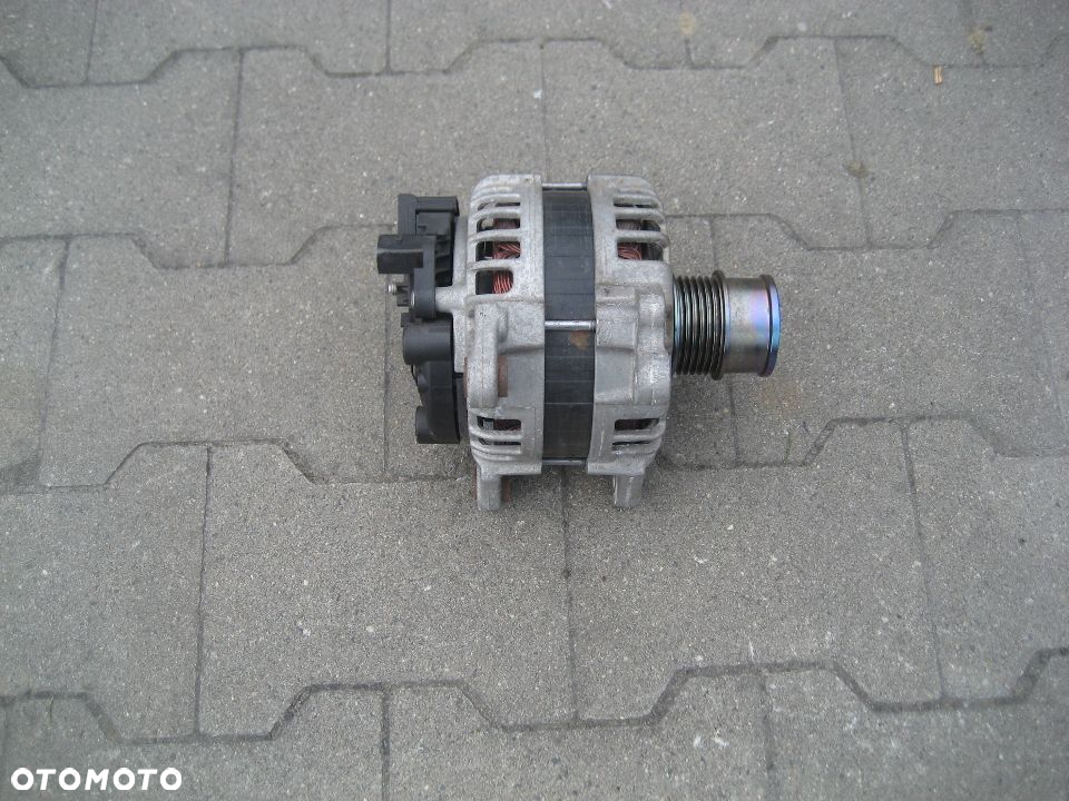 skoda octavia iii 3 1,4 tsi alternator bosch 04c903023l 140a - 3