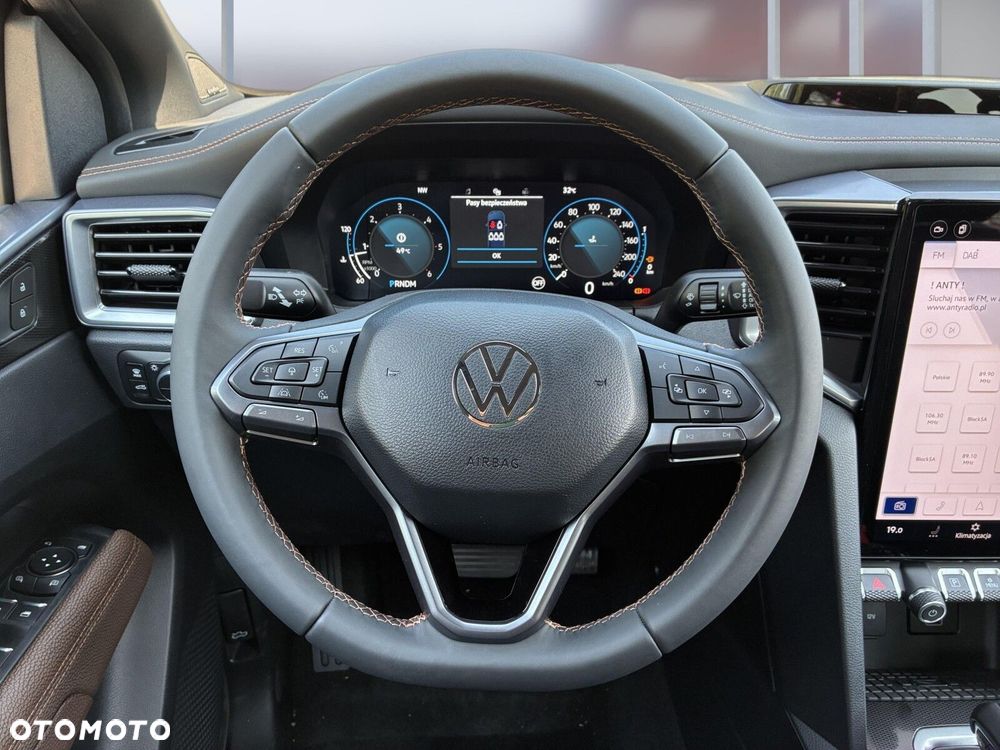 Volkswagen Amarok - 17