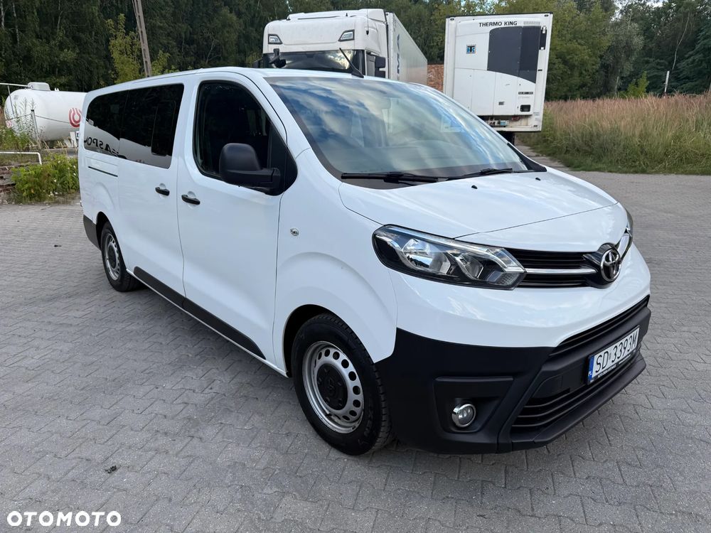 Toyota ProAce Kombi 2.0 D-4D Long 2,8t - 2