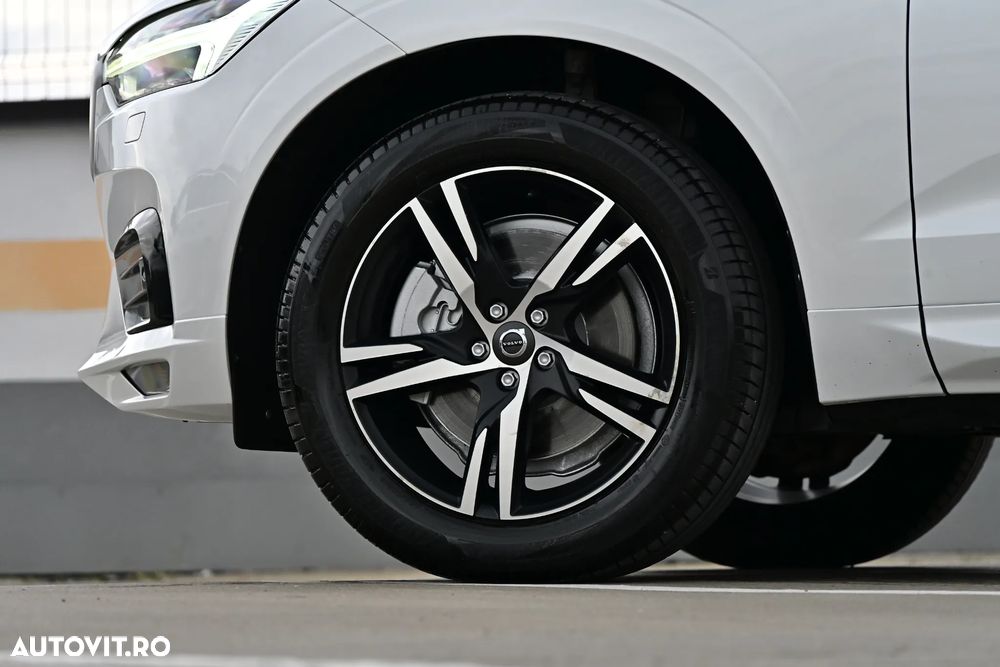 Volvo XC 60 D4 AWD Geartronic RDesign - 37