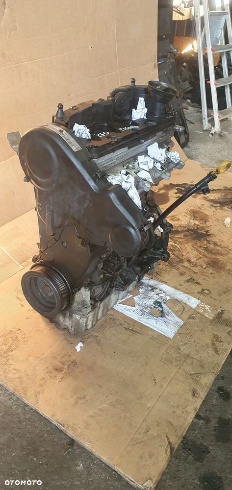 Silnik słupek blok silnika VW Tiguan I Lift 2.0 TDI CFG - 3