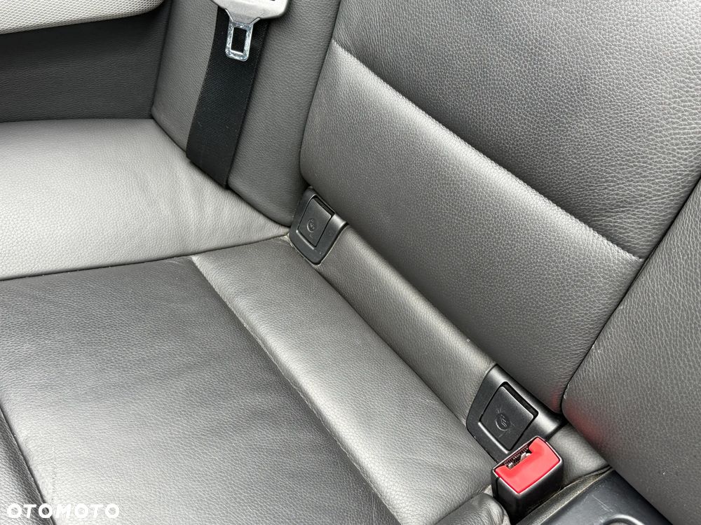 BMW Seria 3 320i M Sport Edition - 30
