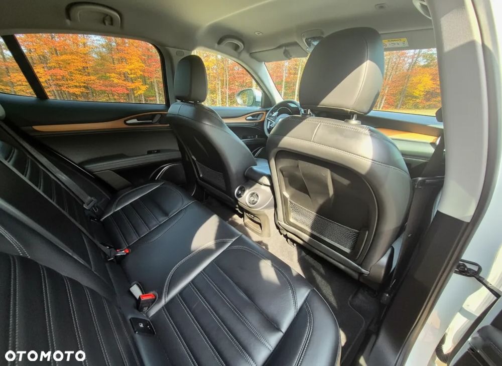 Alfa Romeo Stelvio 2.0 Turbo First Edition Q4 - 12