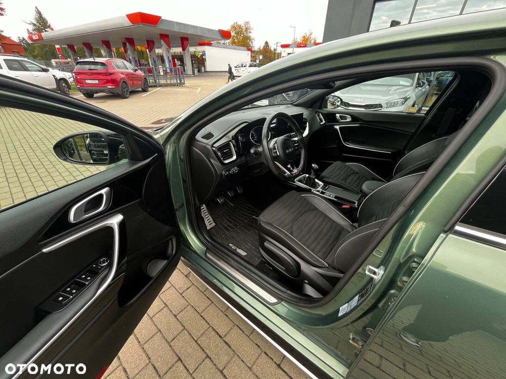 Kia ProCeed - 7