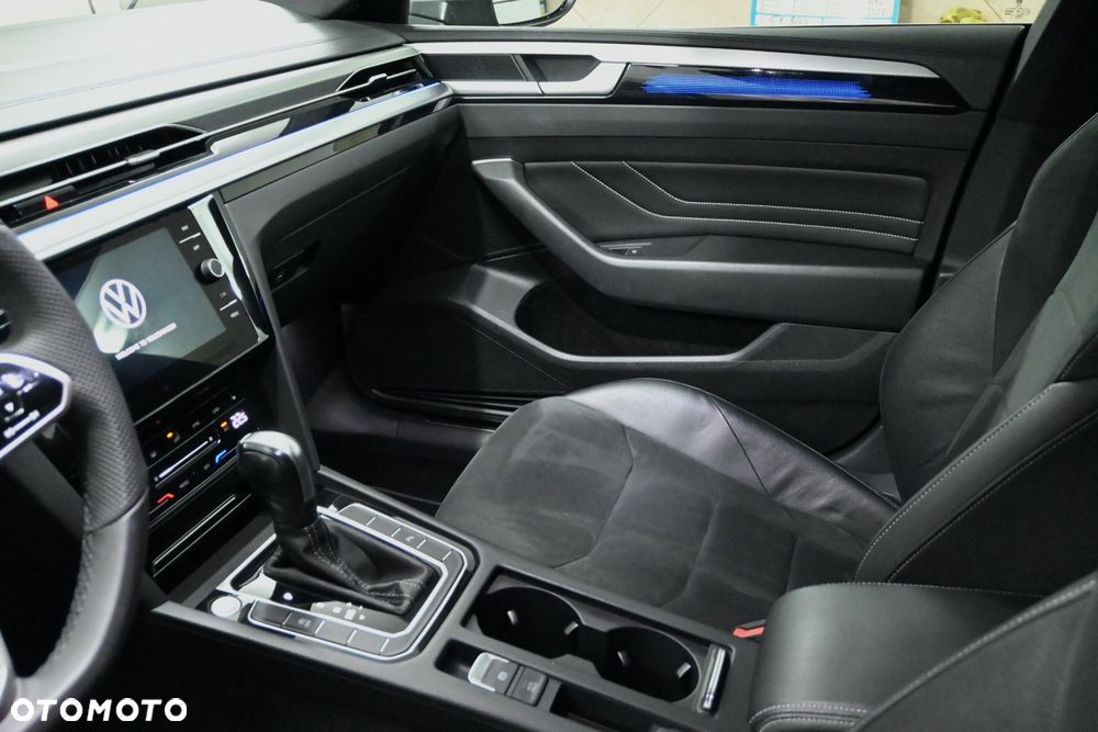 Volkswagen Arteon Shooting Brake 2.0 TDI SCR DSG R-Line - 30