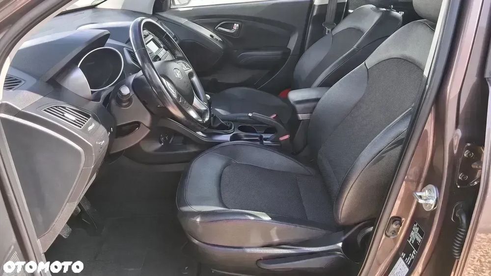 Hyundai ix35 1.6 2WD Fifa World Cup Edition - 13