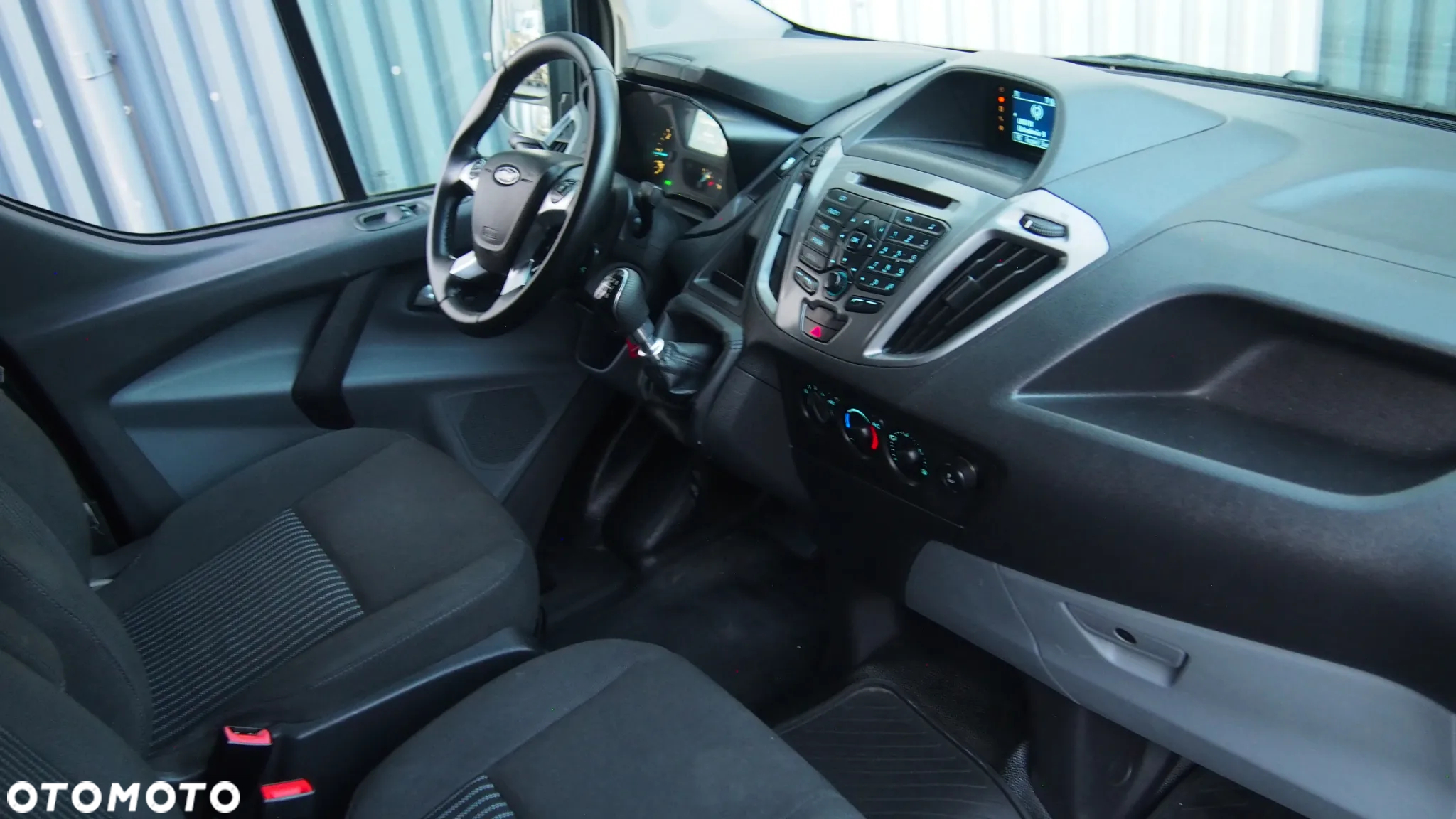 Ford Transit Custom - 8