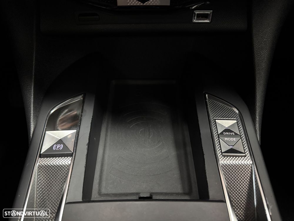 DS DS3 Crossback 1.2 PureTech Grand Chic EAT8 - 33
