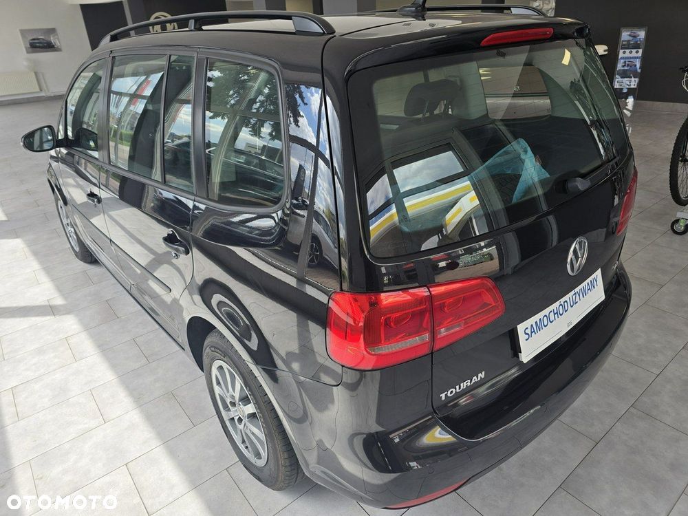 Volkswagen Touran 1.6 TDI DPF Comfortline - 4