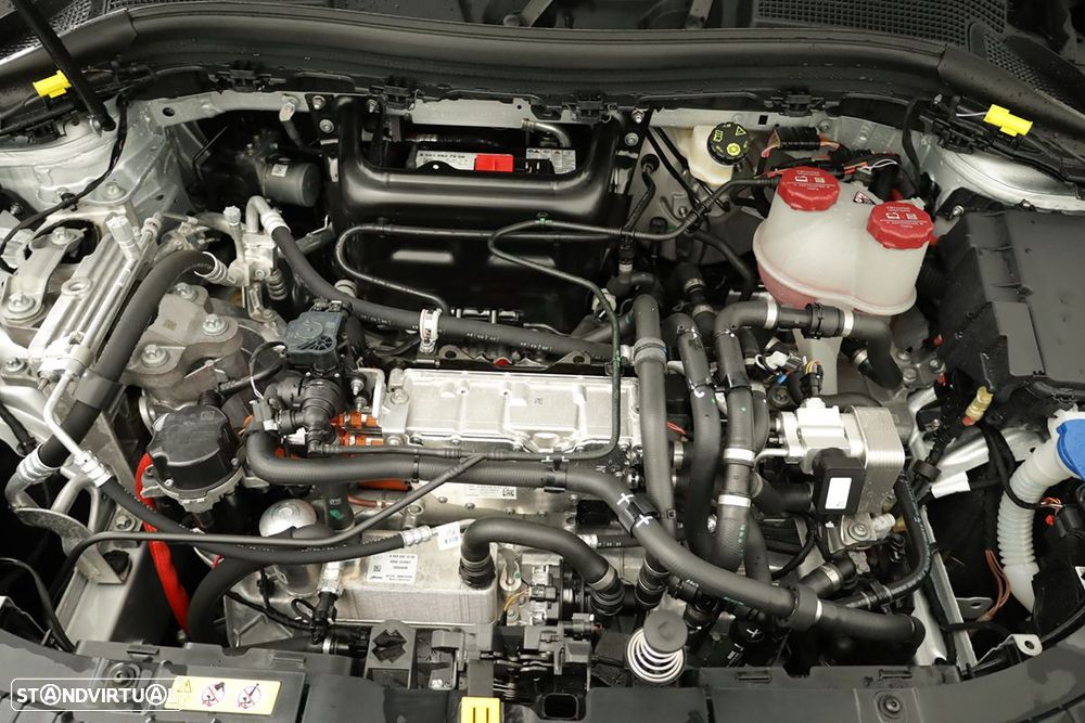 Mercedes-Benz EQA 300 4Matic AMG Line - 25