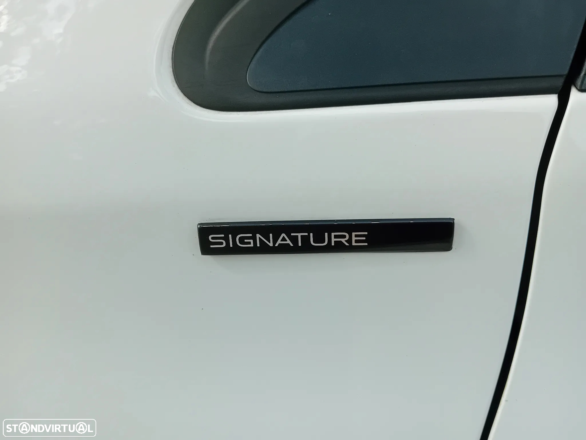 Peugeot 208 1.5 BlueHDi Signature - 20