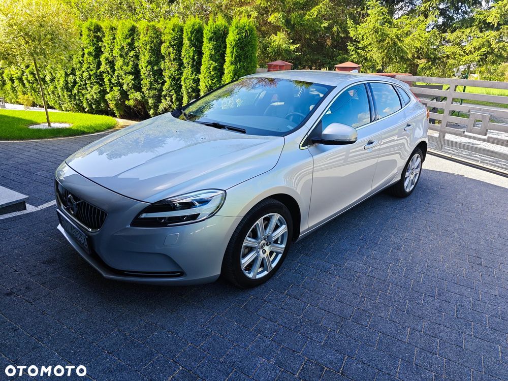 Volvo V40 T2 Geartronic Inscription - 4