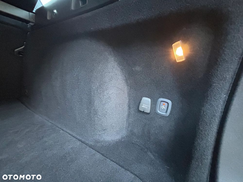 Volvo V60 B3 B Geartronic Momentum Pro - 20