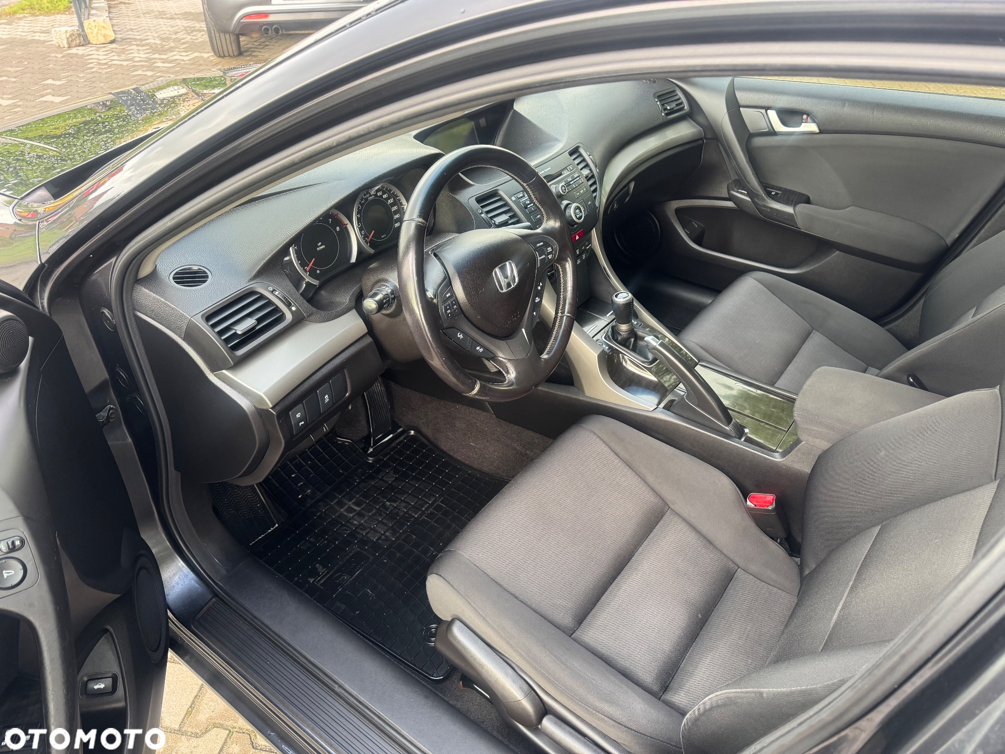 Honda Accord 2.0 Executive - 6