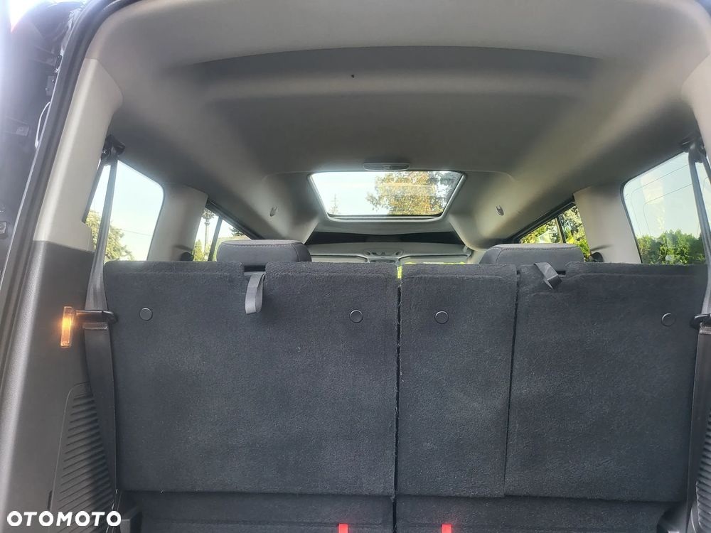 Ford Tourneo Connect Grand - 21