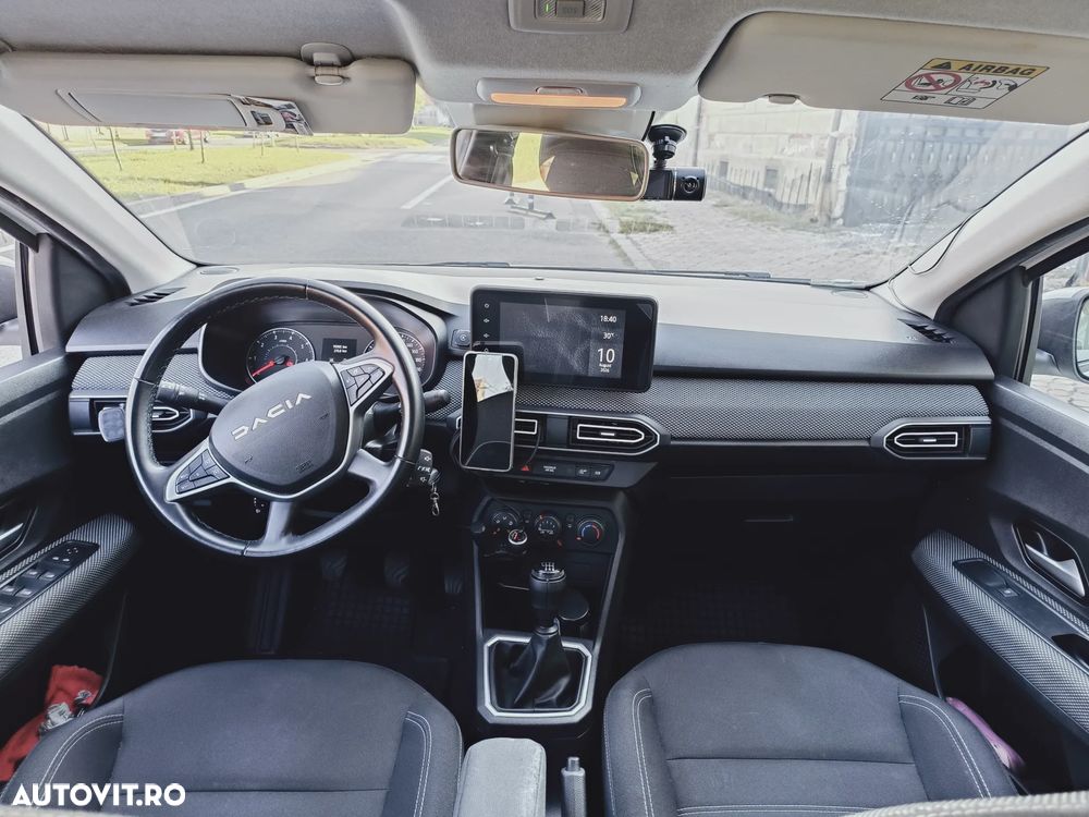 Dacia Logan TCe 90 MT6 Expression - 6