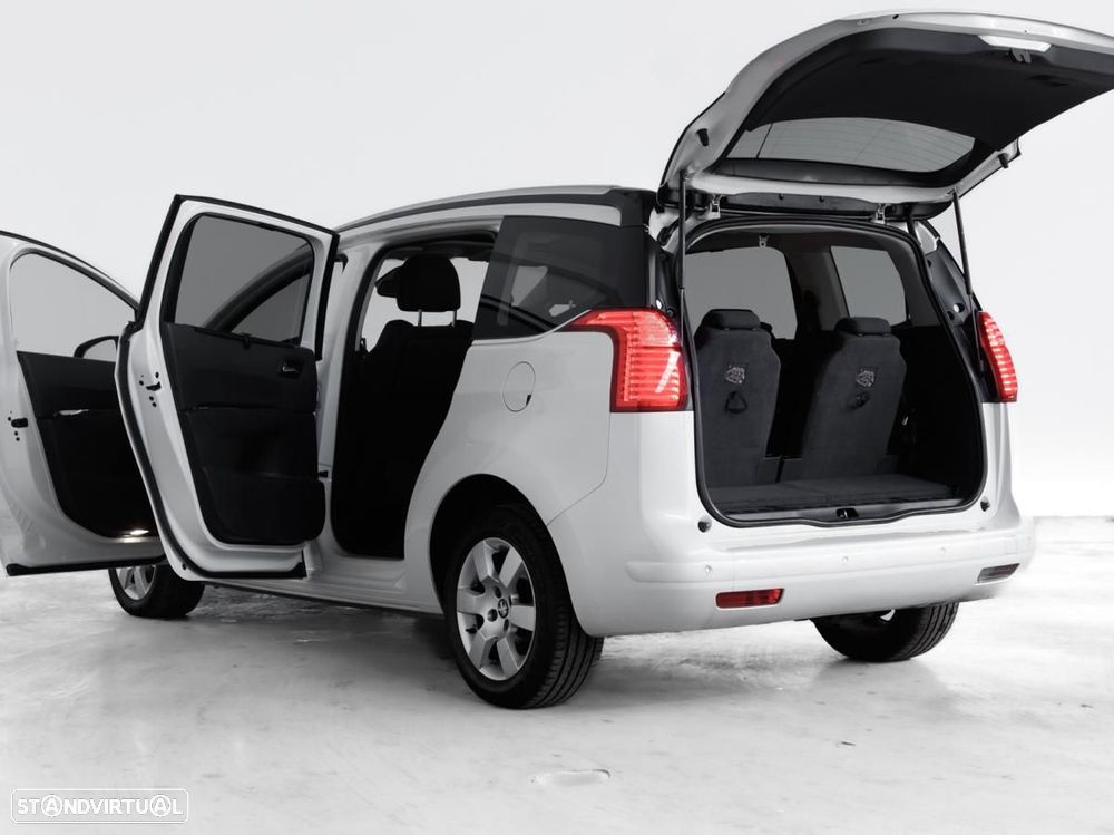 Peugeot 5008 - 5