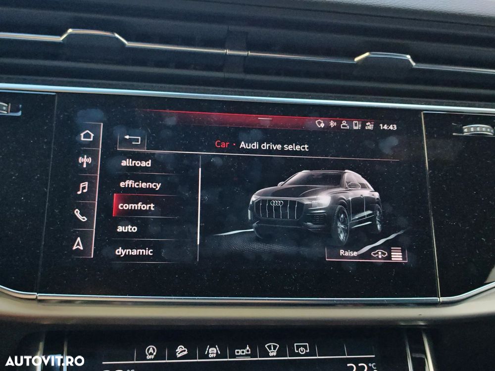 Audi Q8 - 32