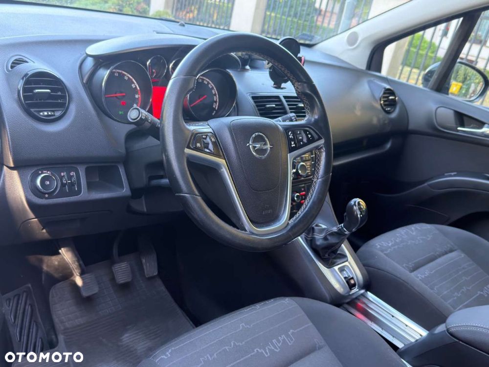 Opel Meriva - 21