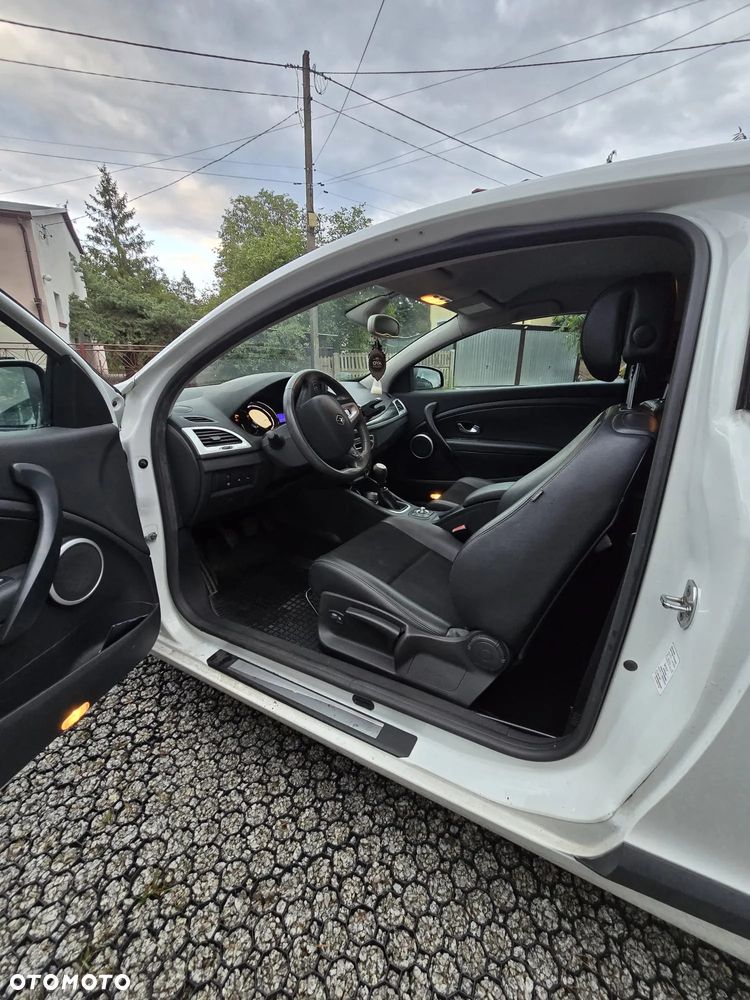 Renault Megane 1.9 dCi FAP Dynamique - 11