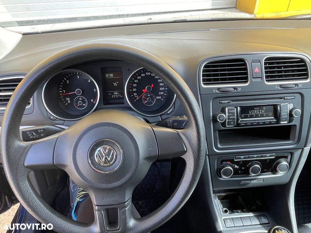 Volkswagen Golf 1.6 TDI 4Motion BlueMotion Technology Comfortline - 8