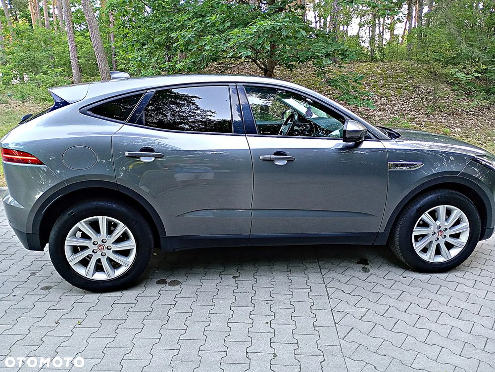 Jaguar E-Pace D150 S - 4