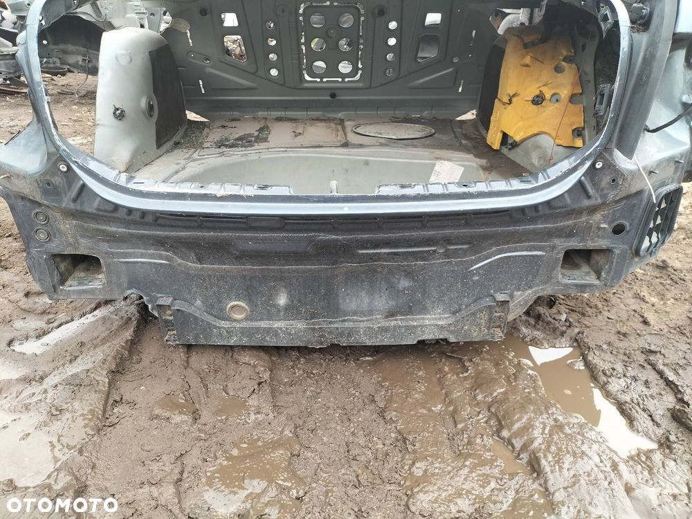 WANNA BAGAŻNIKA PAS TYLNY AUDI A6 C6 LZ7R - 3