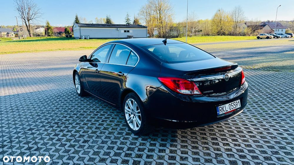 Opel Insignia 1.8 - 6