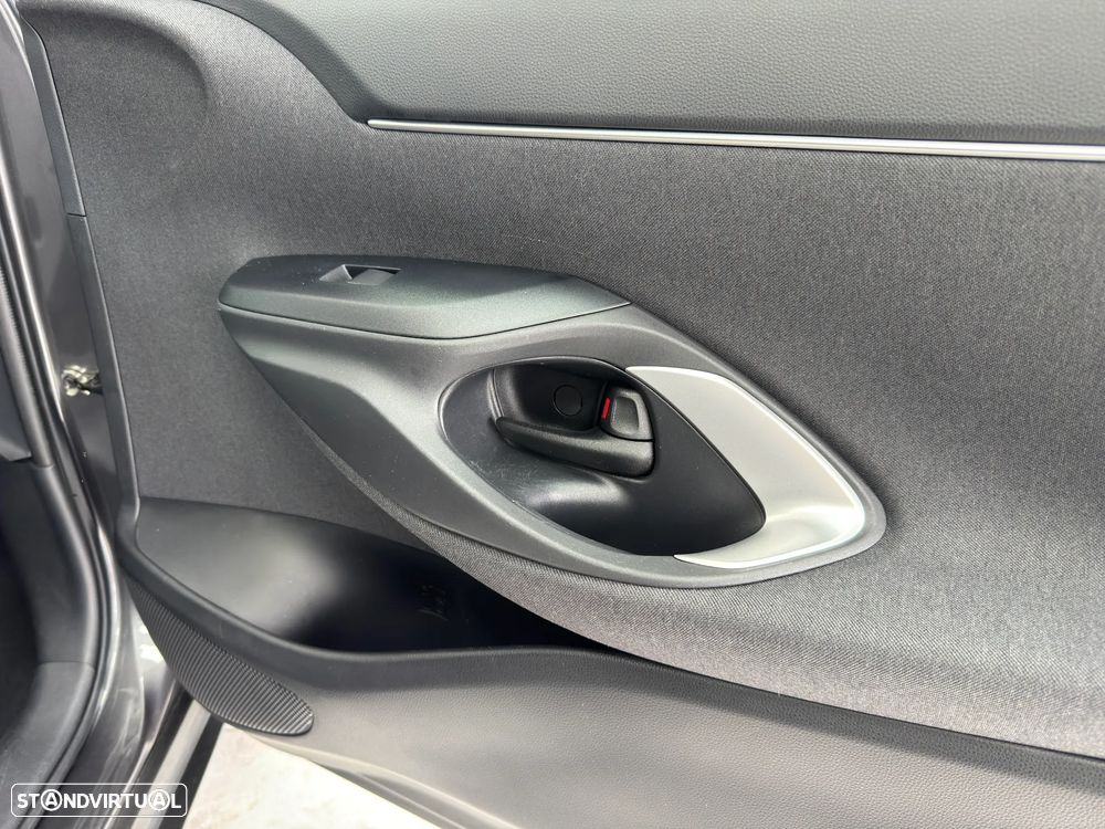 Toyota Yaris Cross 1.5 HDF Exclusive - 27