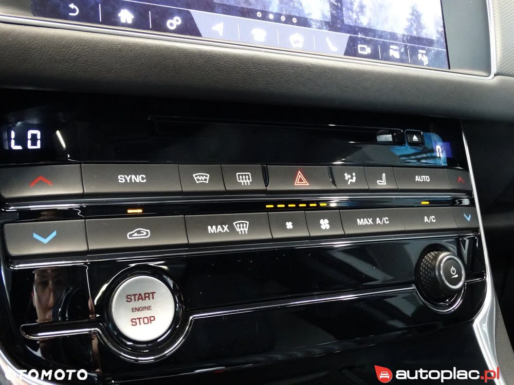 Jaguar XF - 25