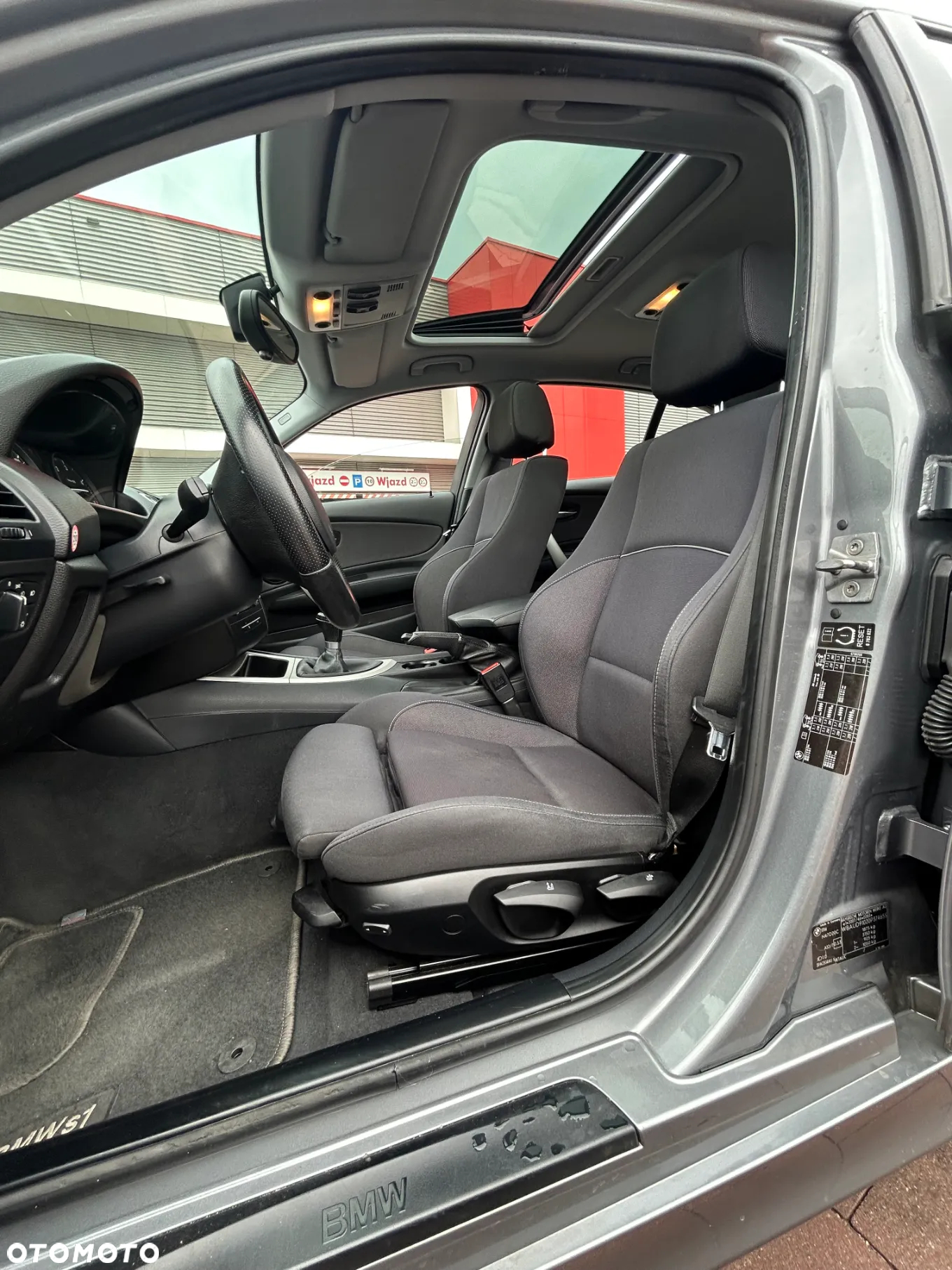BMW Seria 1 120d - 14