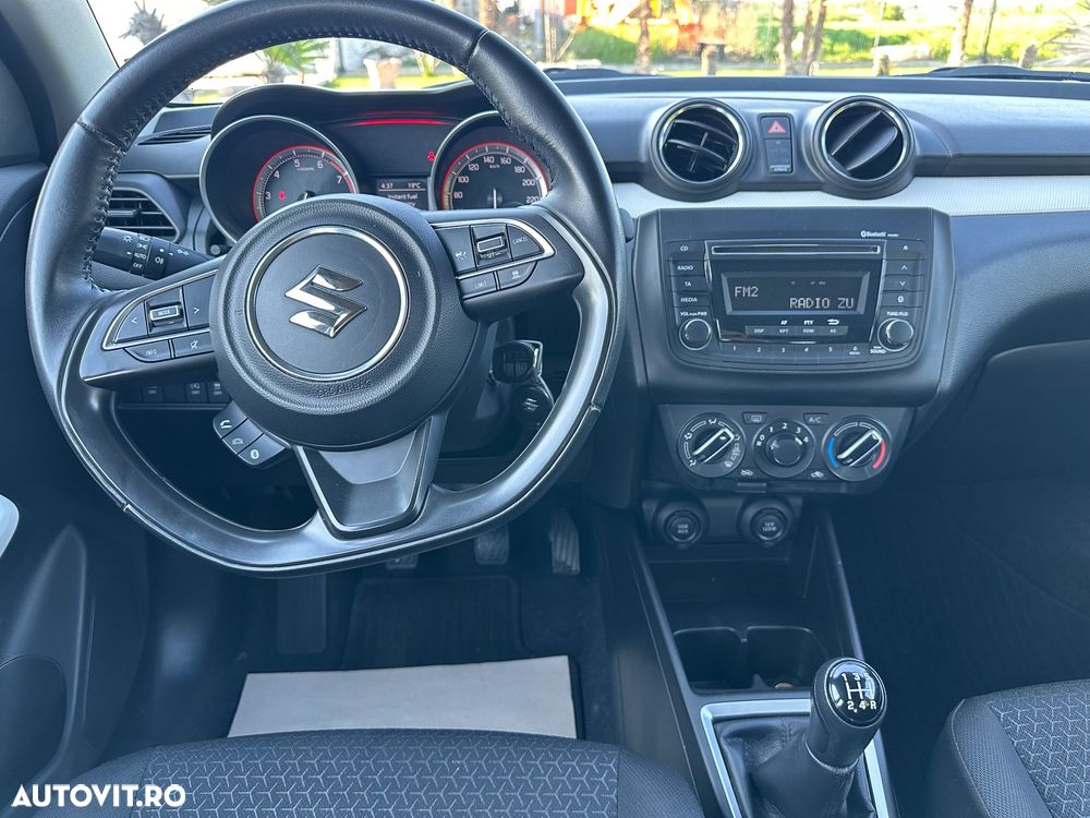 Suzuki Swift - 11