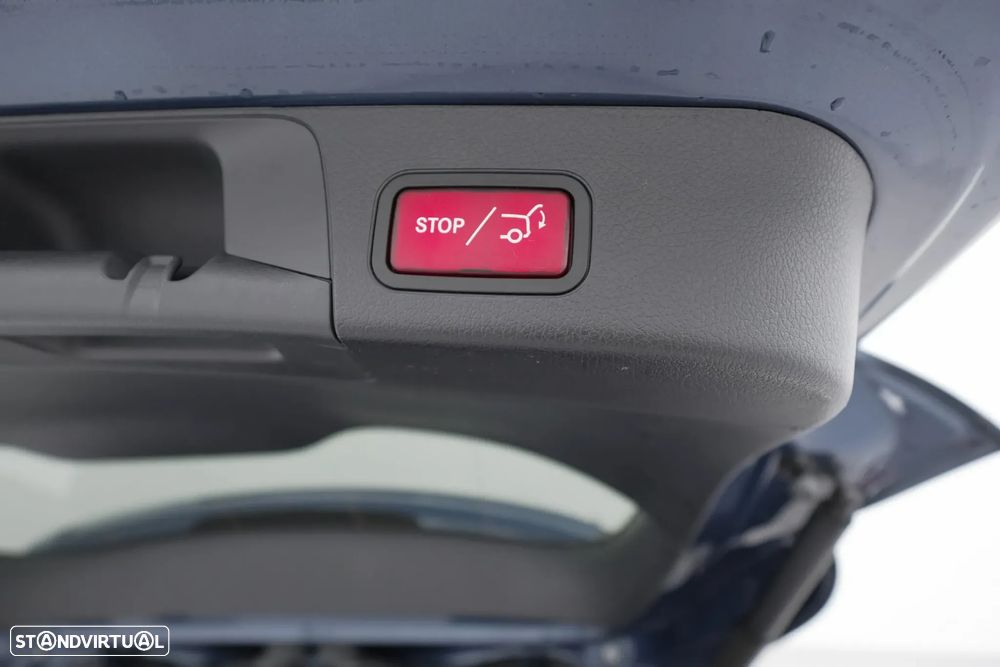 Mercedes-Benz GLB 180 d AMG Line - 27