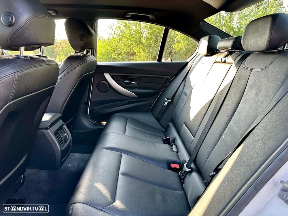 BMW 328 i Aut. Modern Line - 11