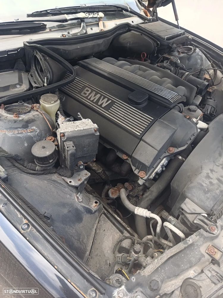 BMW 520 i - 16