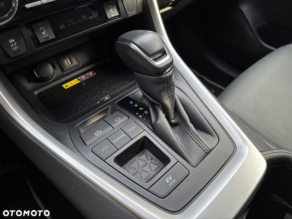 Toyota RAV4 2.5 Hybrid Selection 4x2 - 29