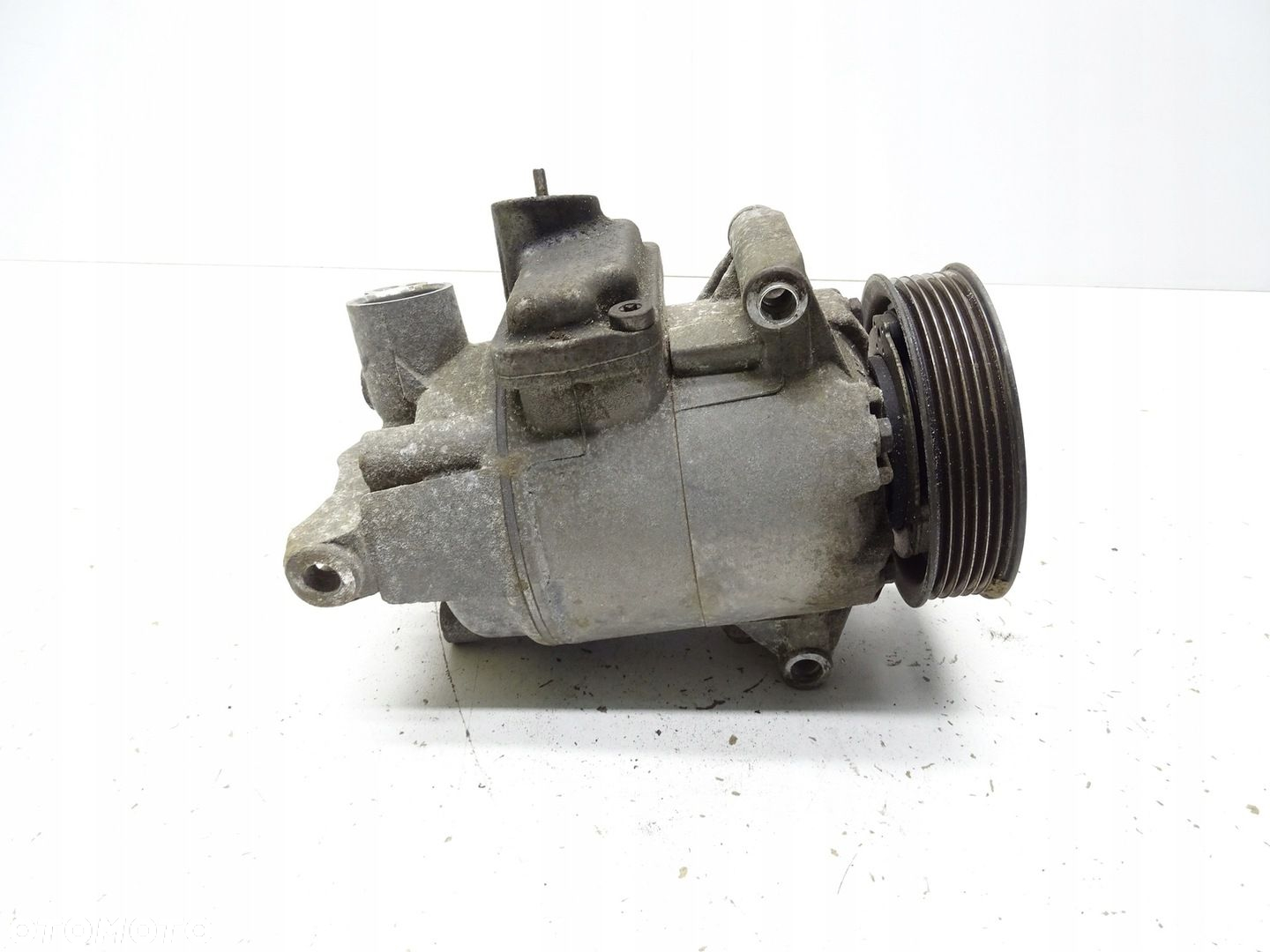 SPRĘŻARKA KOMPRESOR KLIMATYZACJI VW PASSAT B7 2.0 TDI 5N0820803E - 6