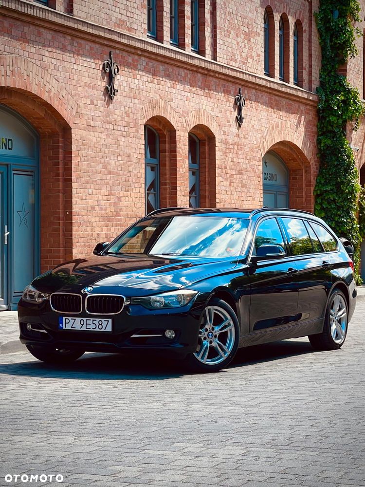 BMW Seria 3 320i Sport Line - 2