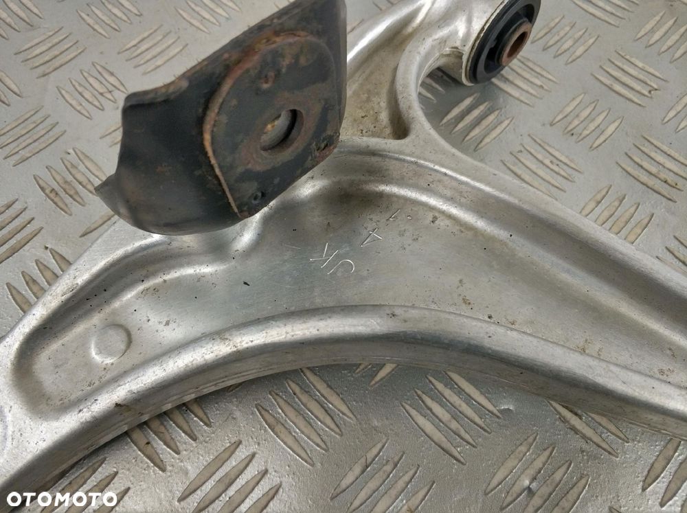 wahacz prawy tył tylny INFINITI G37 G37X 3,7 - 3