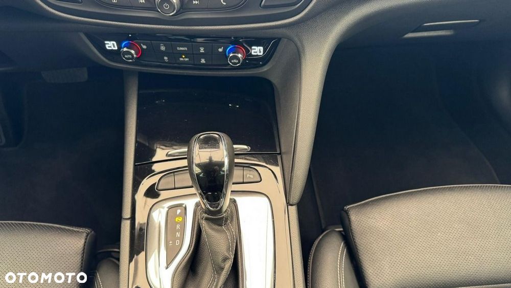 Opel Insignia 1.6 Automatik Business Edition - 32