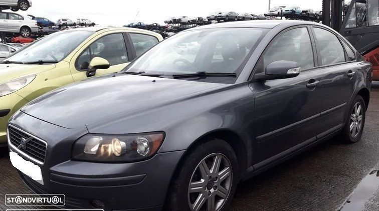 Volvo S40 2.0D de 2007 disponível para peças - 2