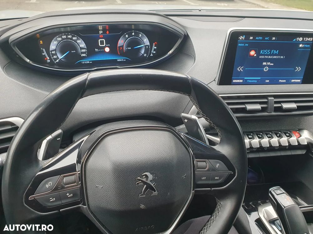 Peugeot 3008 1.6 PureTech Turbo S&S EAT8 Allure - 3