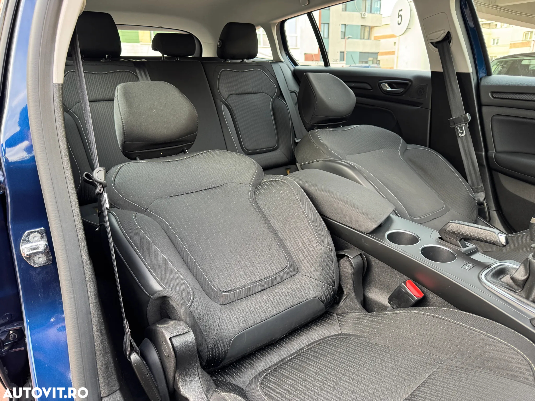 Renault Megane Grandtour BLUE dCi 115 BUSINESS EDITION - 17