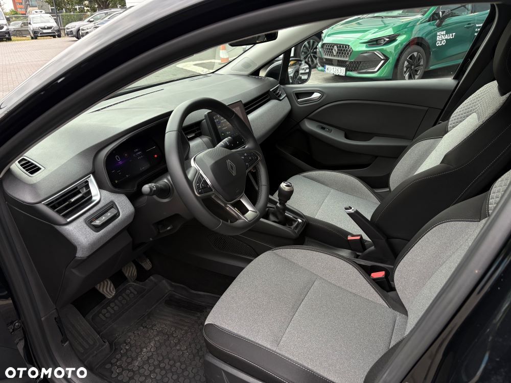 Renault Clio - 19