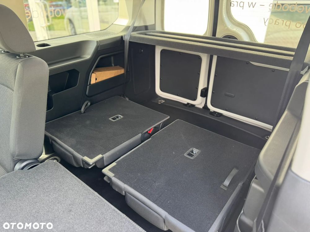 Volkswagen Caddy Maxi 2.0 TDI - 22
