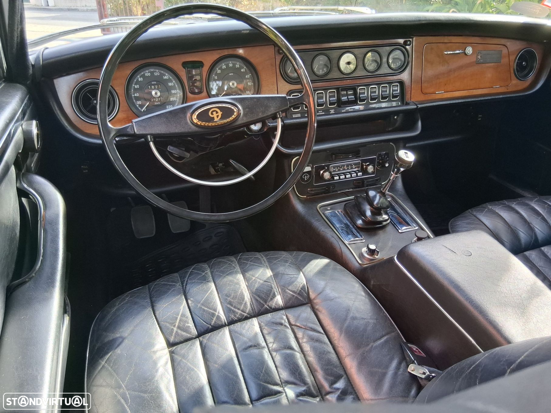 Daimler Sovereign - 32