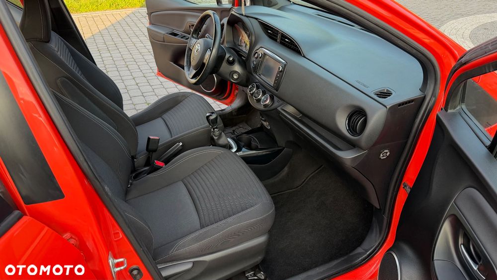 Toyota Yaris 1.33 Premium - 10