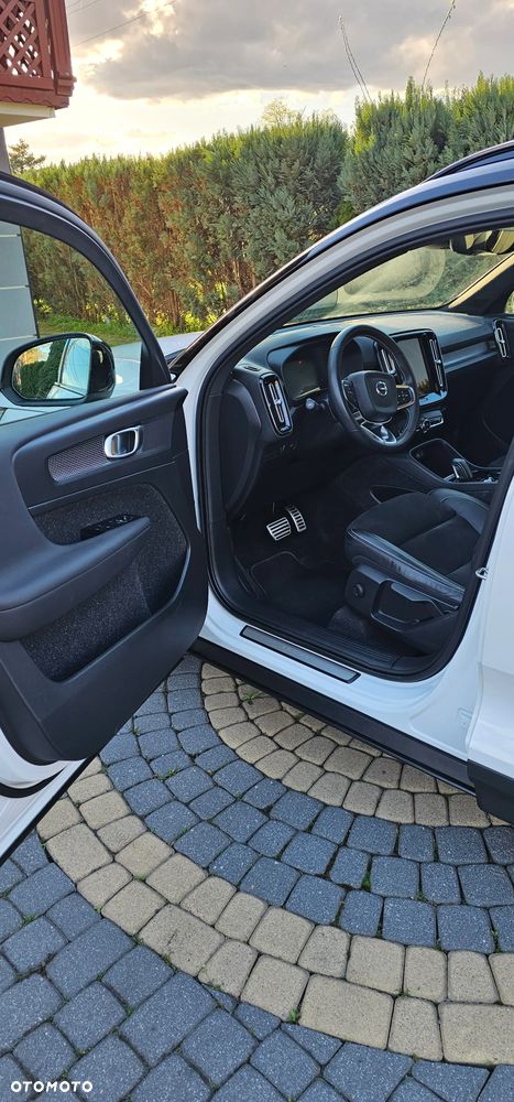 Volvo XC 40 T3 R-Design - 8