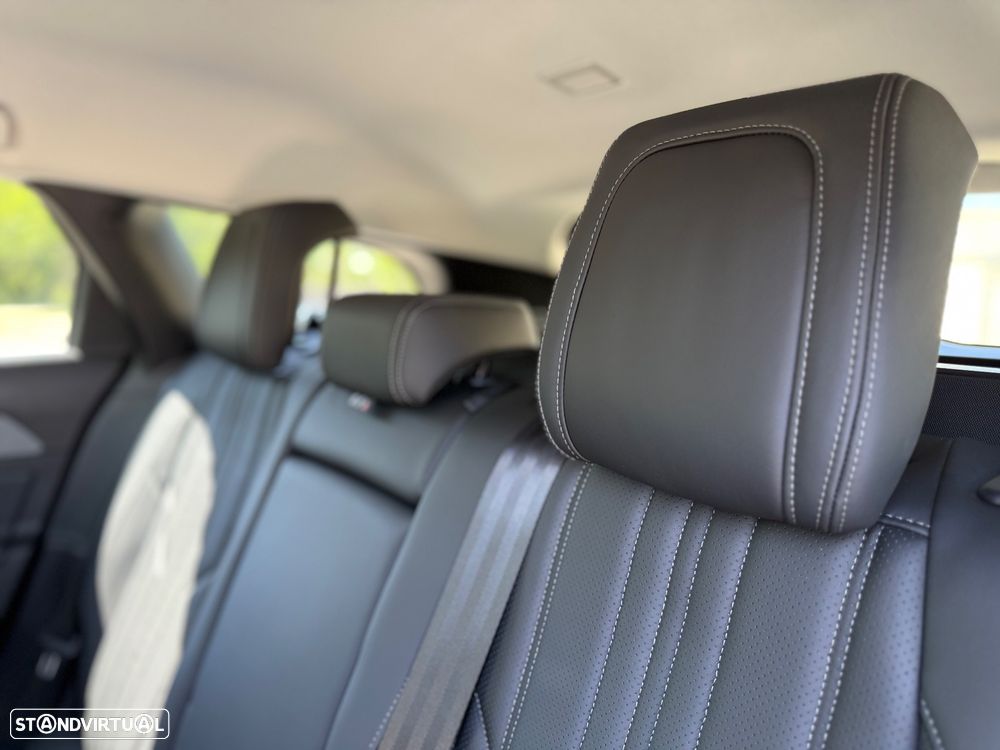 Peugeot 308 SW 1.6 Hybrid Allure e-EAT8 - 44