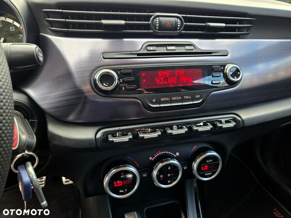 Alfa Romeo Giulietta 1.4 TB MultiAir Distinctive - 15